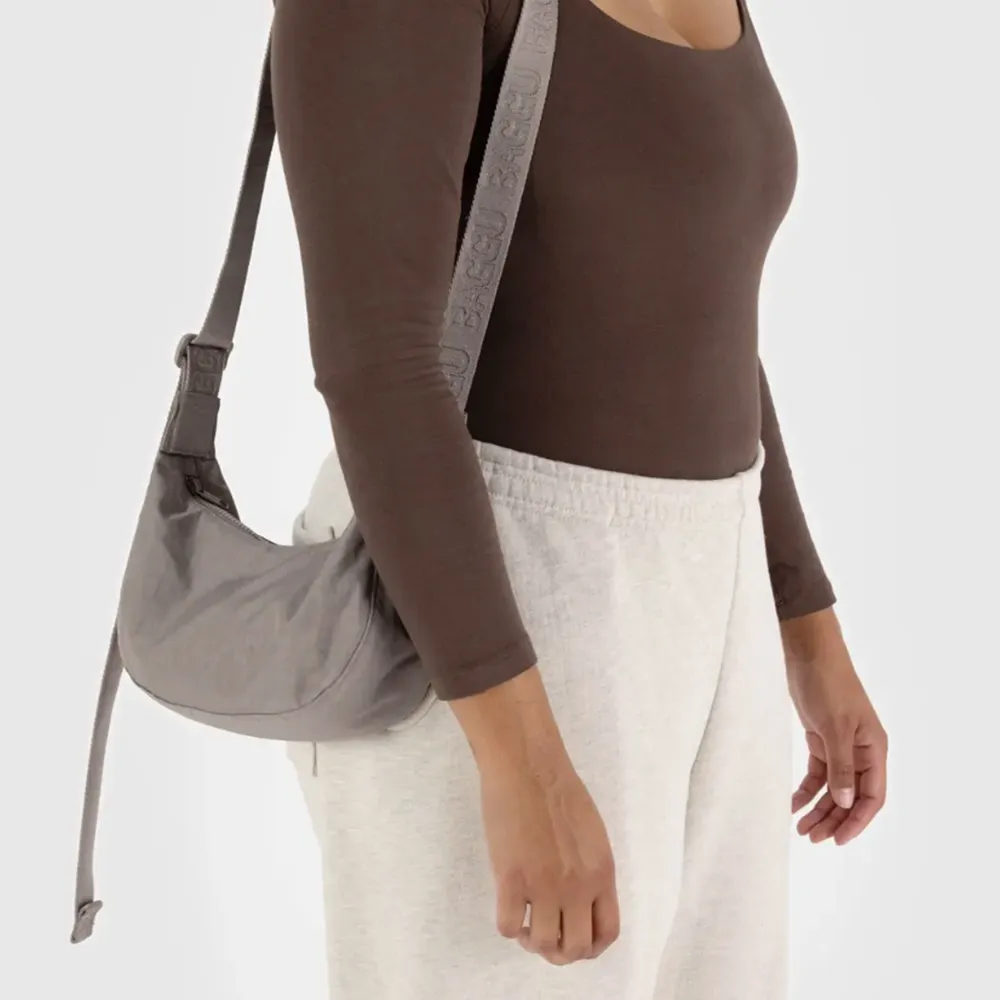 Baggu Medium Nylon Crescent Bag Dove