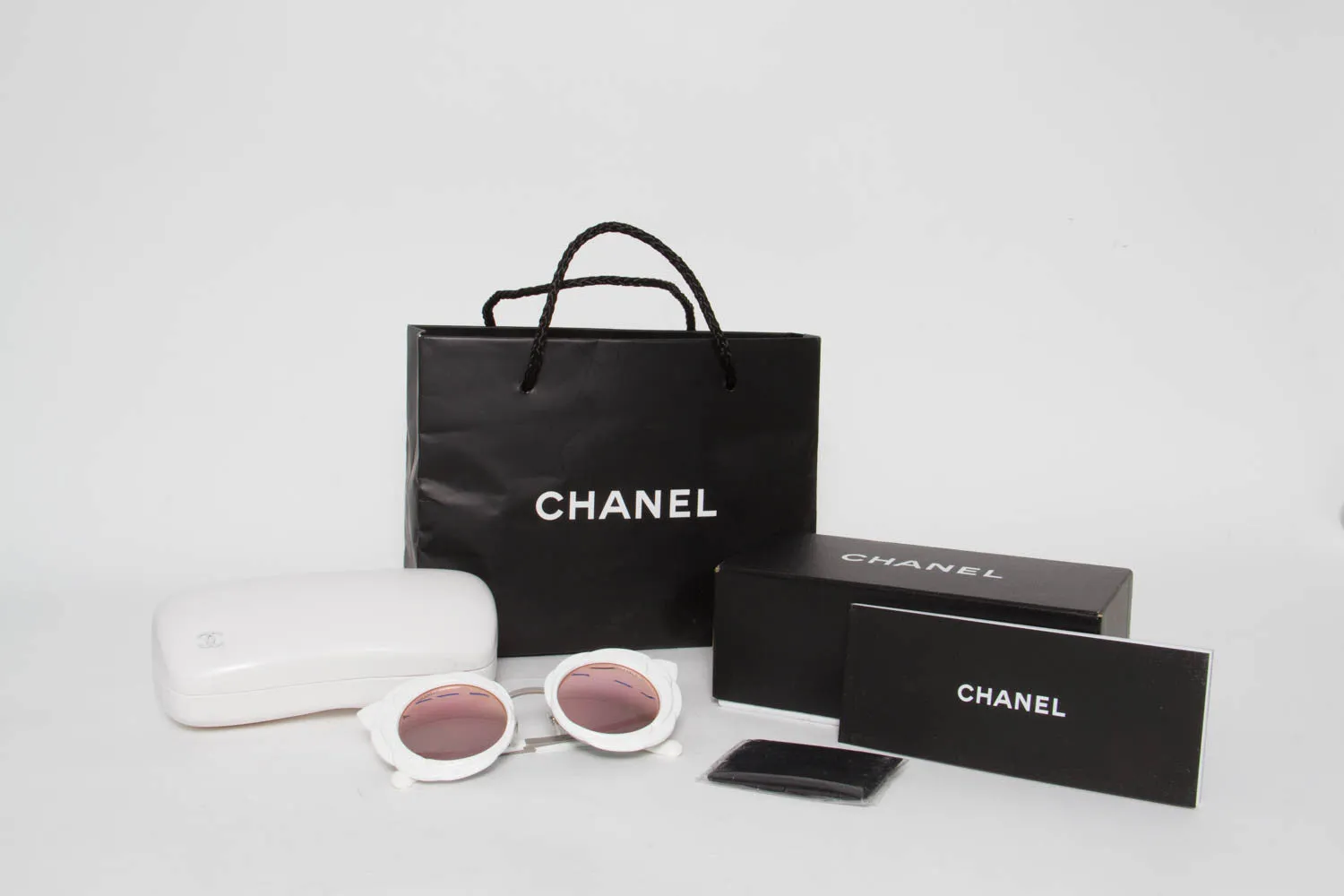 CAEMLLIA FLORAL SUNGLASSES