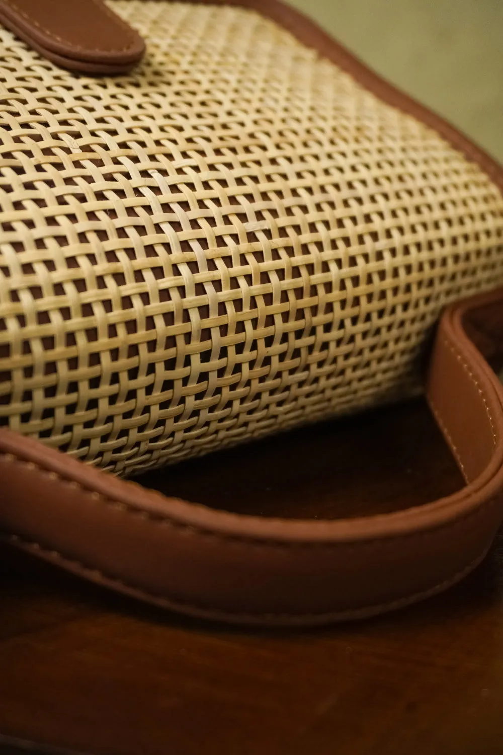 Closed Knit Weave Sling Bag