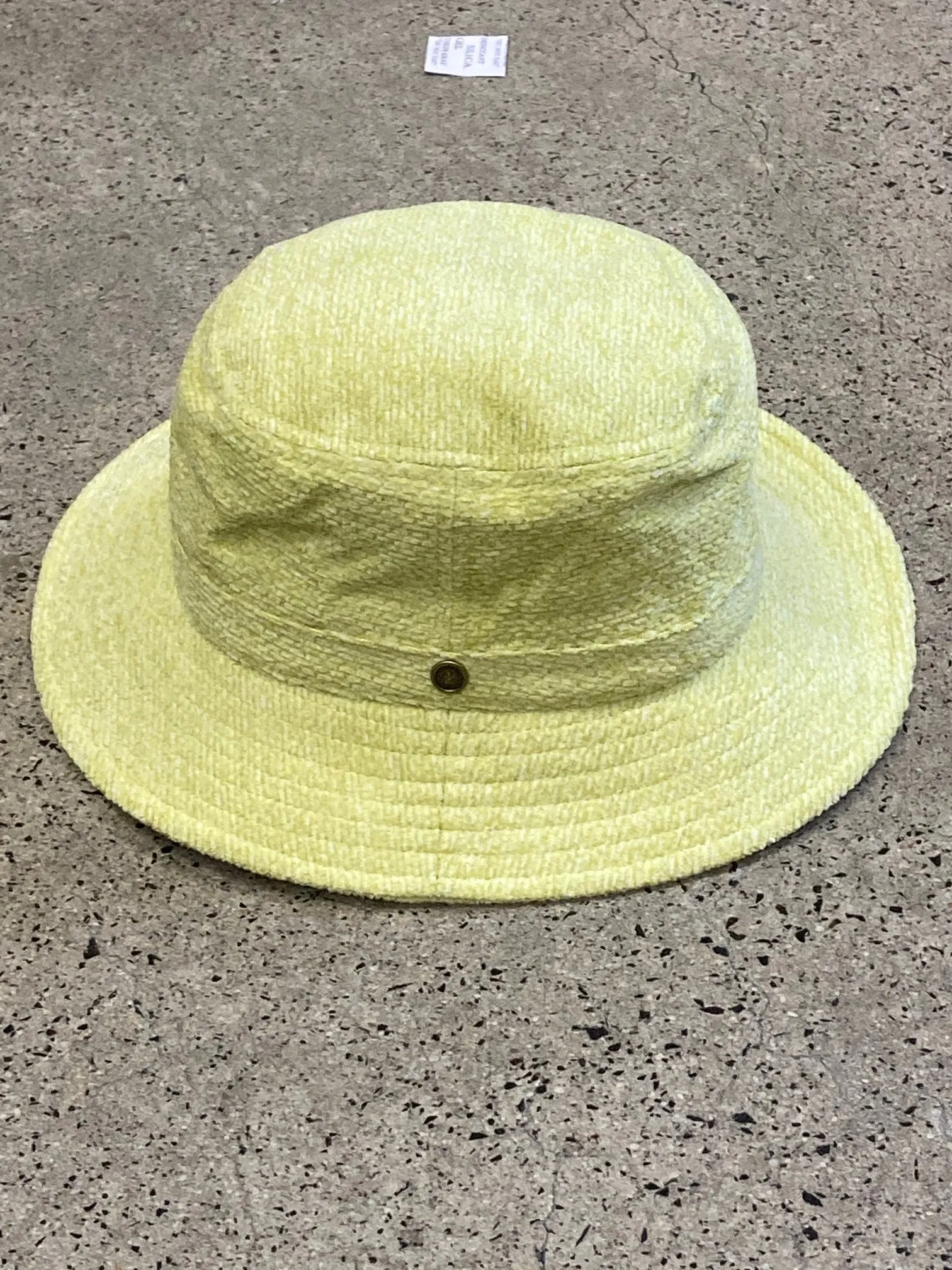 Fallen Broken Street THE SATURDAY BUCKET HAT - LIME
