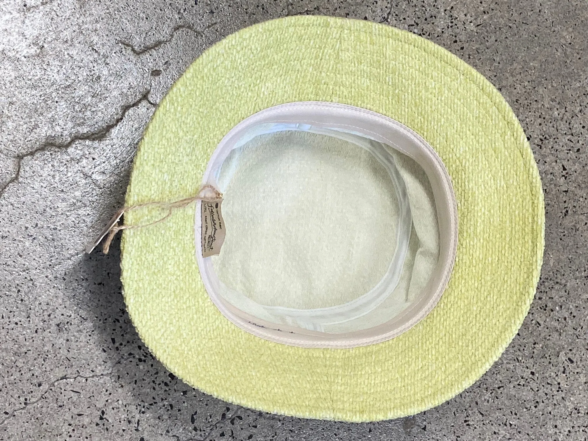 Fallen Broken Street THE SATURDAY BUCKET HAT - LIME