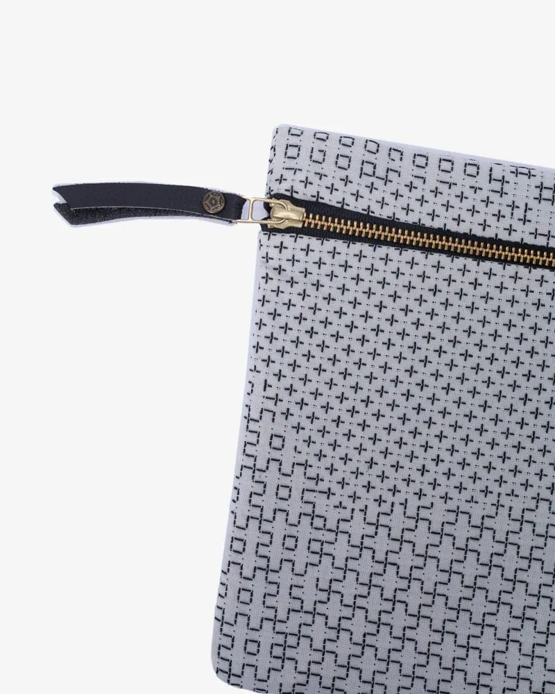 Kiriko Original Flat Zipper Pouch, Medium, White Sashiko